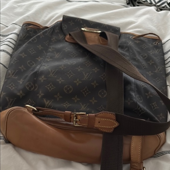 Louis Vuitton Brown Monogram Backpack with Brass Hardware - Picture 5 of 9